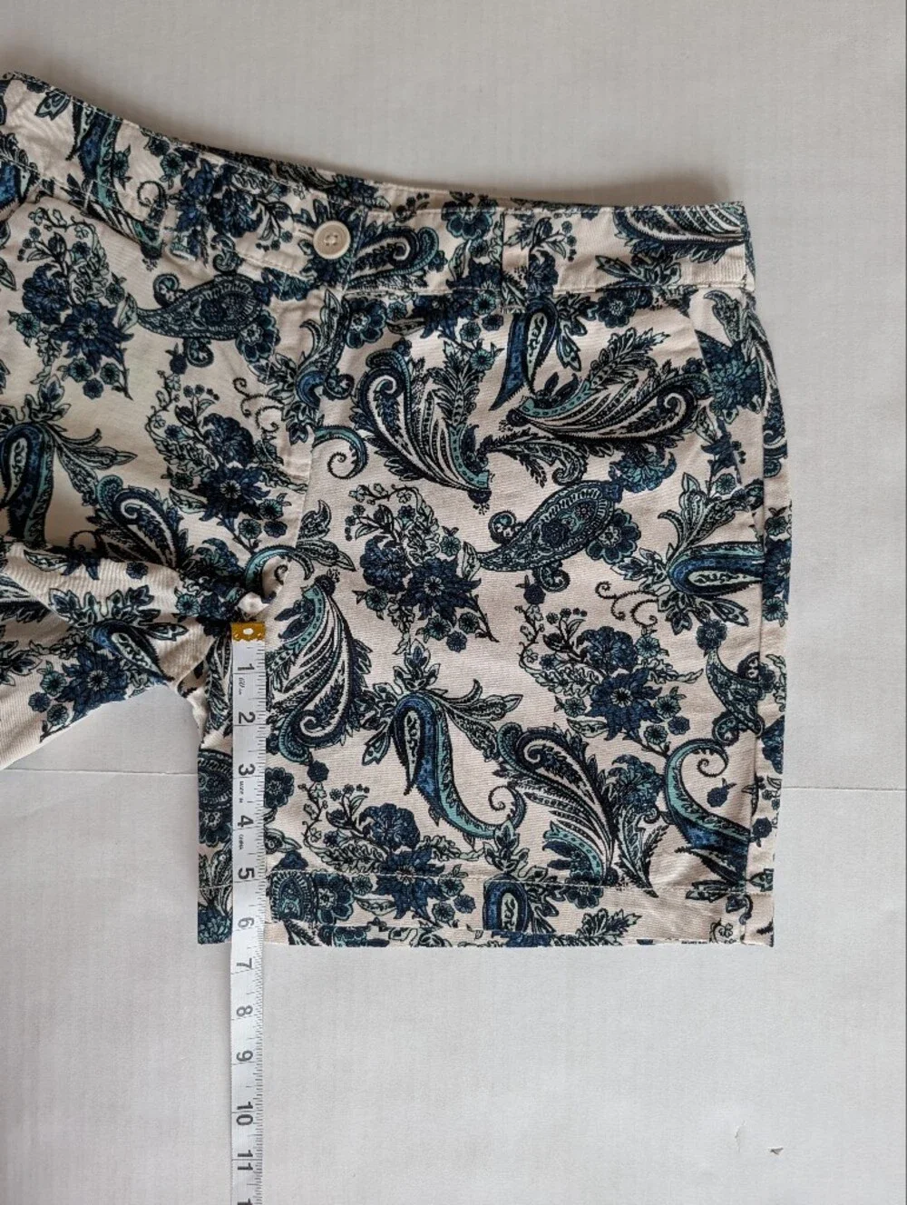 Ann Taylor Loft Original Fit Paisley Chino Shorts 2 Cream Off White Blue Pockets
